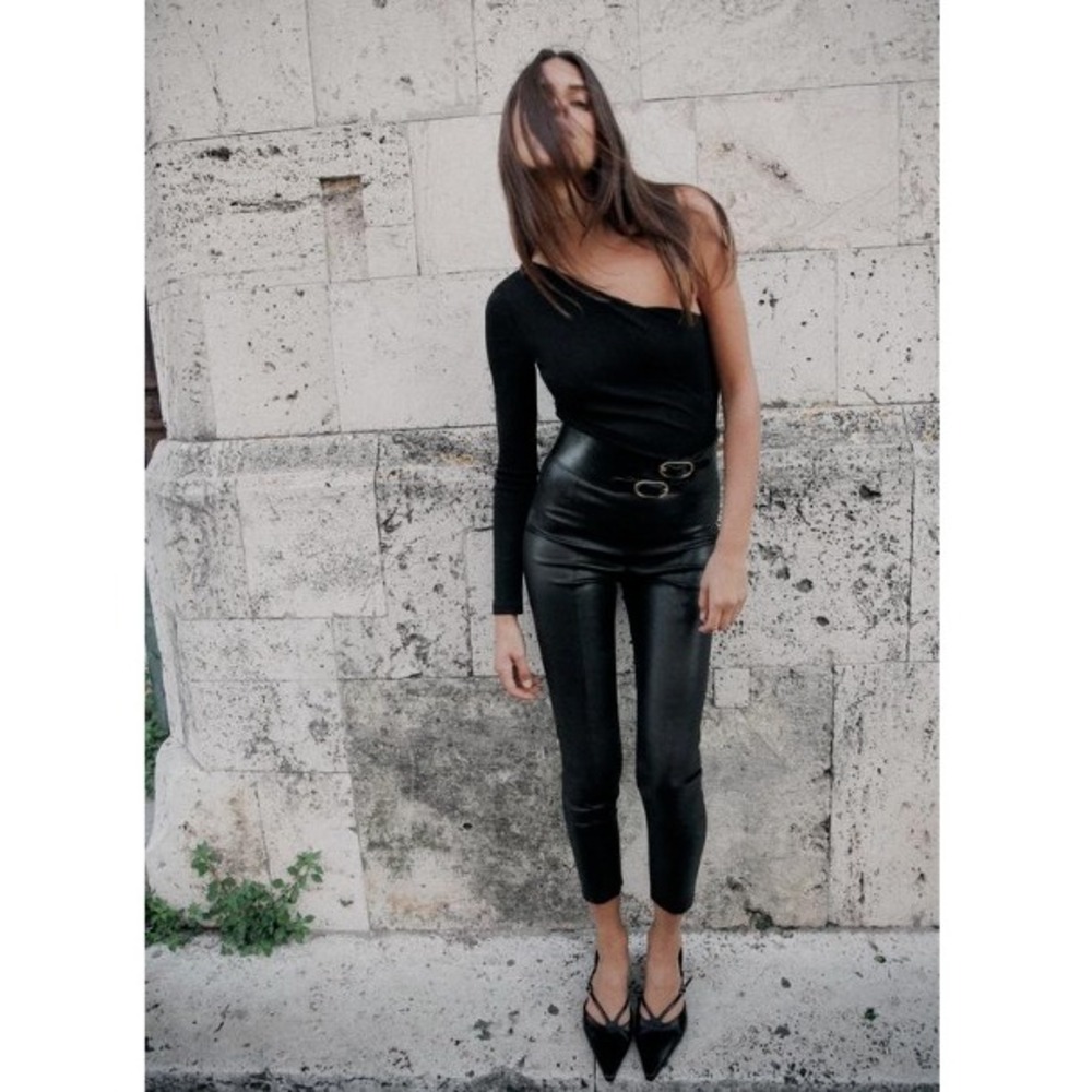 Zara Black High-Waisted Legging/pants